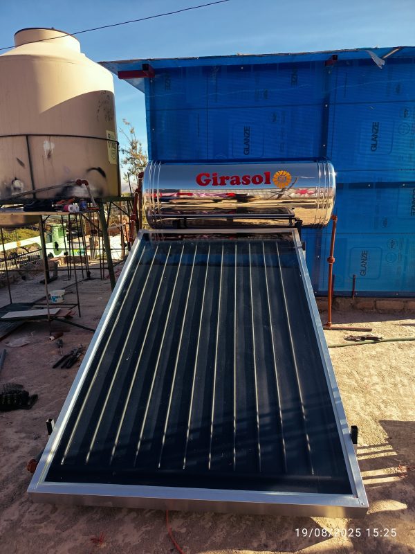 2020/05/1000111068-scaled.jpg Terma Solar 150 Litros